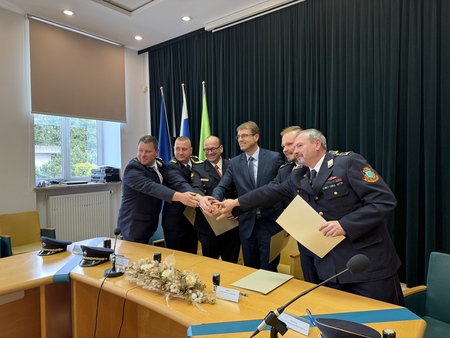 Slavnostni podpis pogodbe za opravljanje gasilske javne službe 23. 4. 2025 (3)